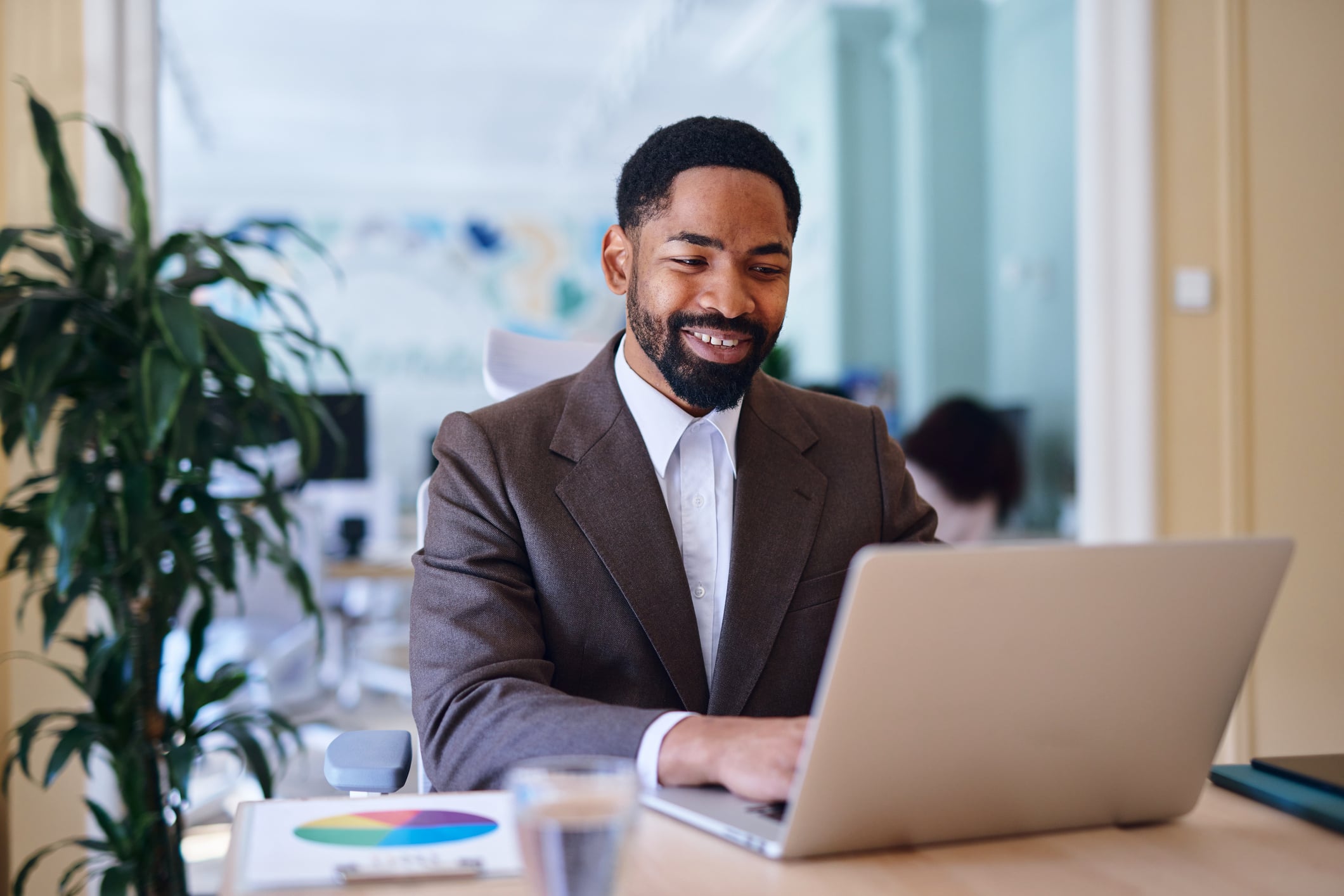 Man requesting fast document translation